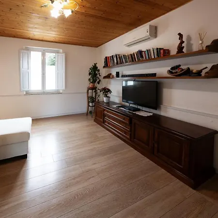 Del Borgo: Fitness Nel Verde Apartment Montefelcino