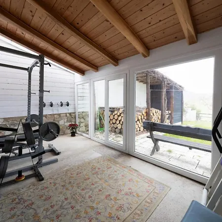 Del Borgo: Fitness Nel Verde * Montefelcino